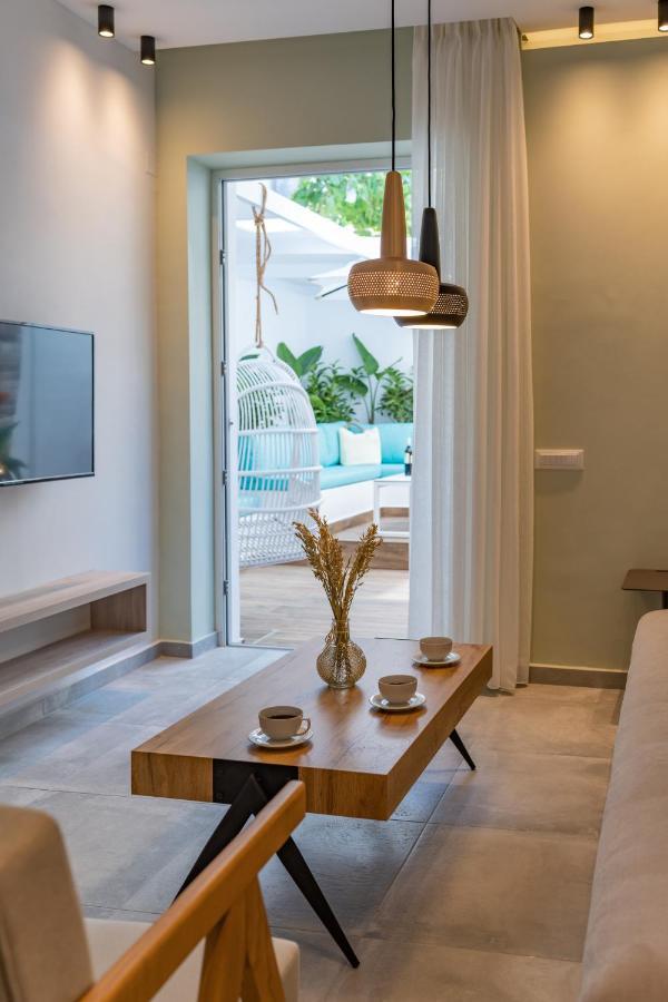 Agios Andonios  City And Sand Suites מראה חיצוני תמונה